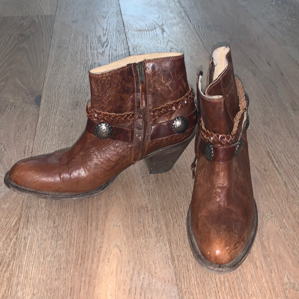 Brand new cowboy boots. Idyllwind by Miranda Lambert